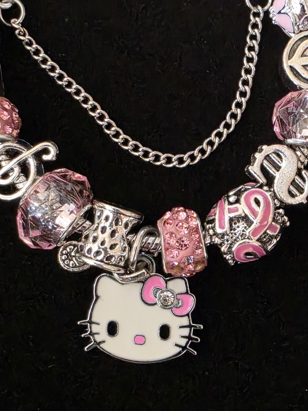 Hello Kitty Pink Charm Bracelet - Picture 2 of 6